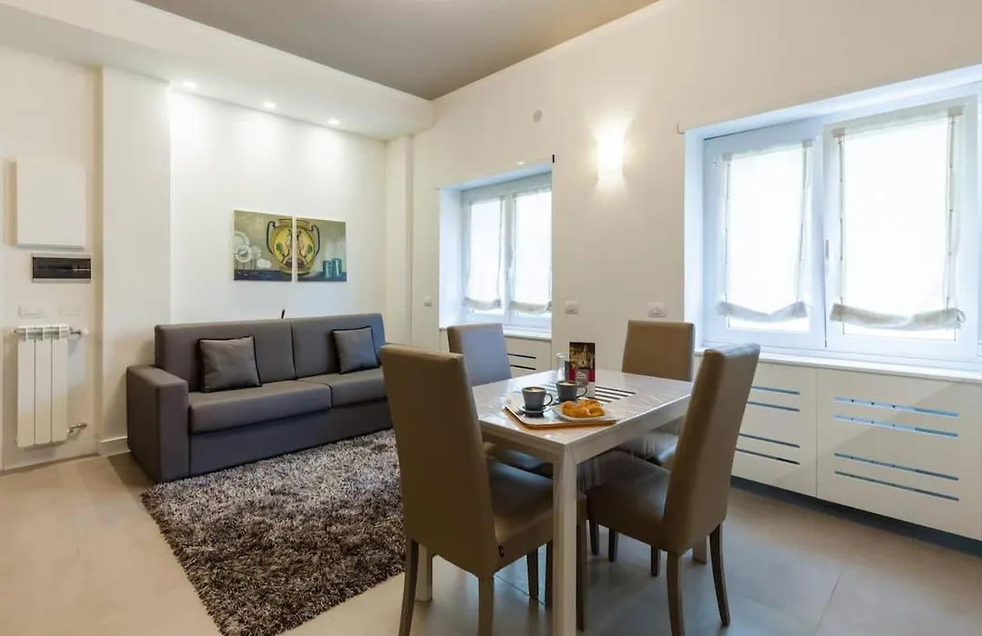 Maison Romana-1